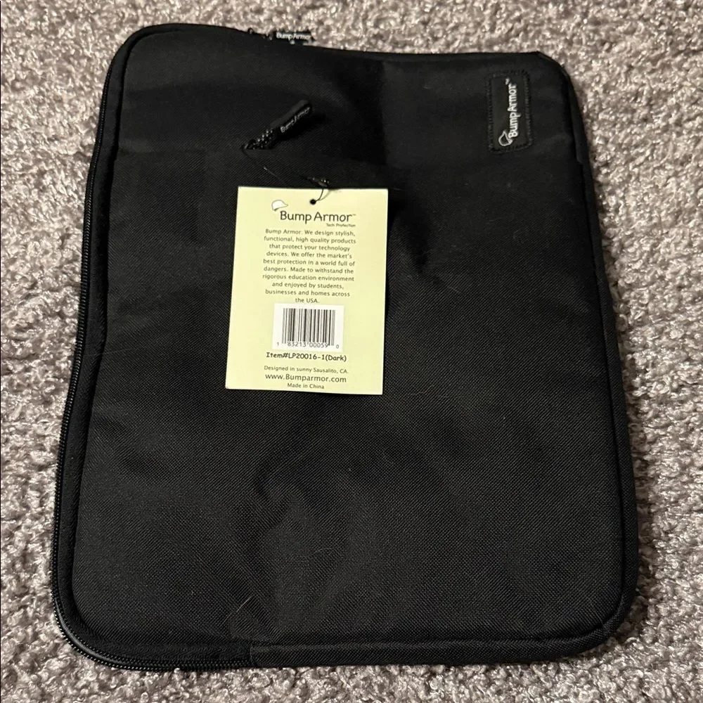Bump Armor Black Tablet Sleeve